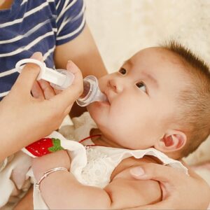 Baby syringe medicine feeder infant pacifier type medicine feeder